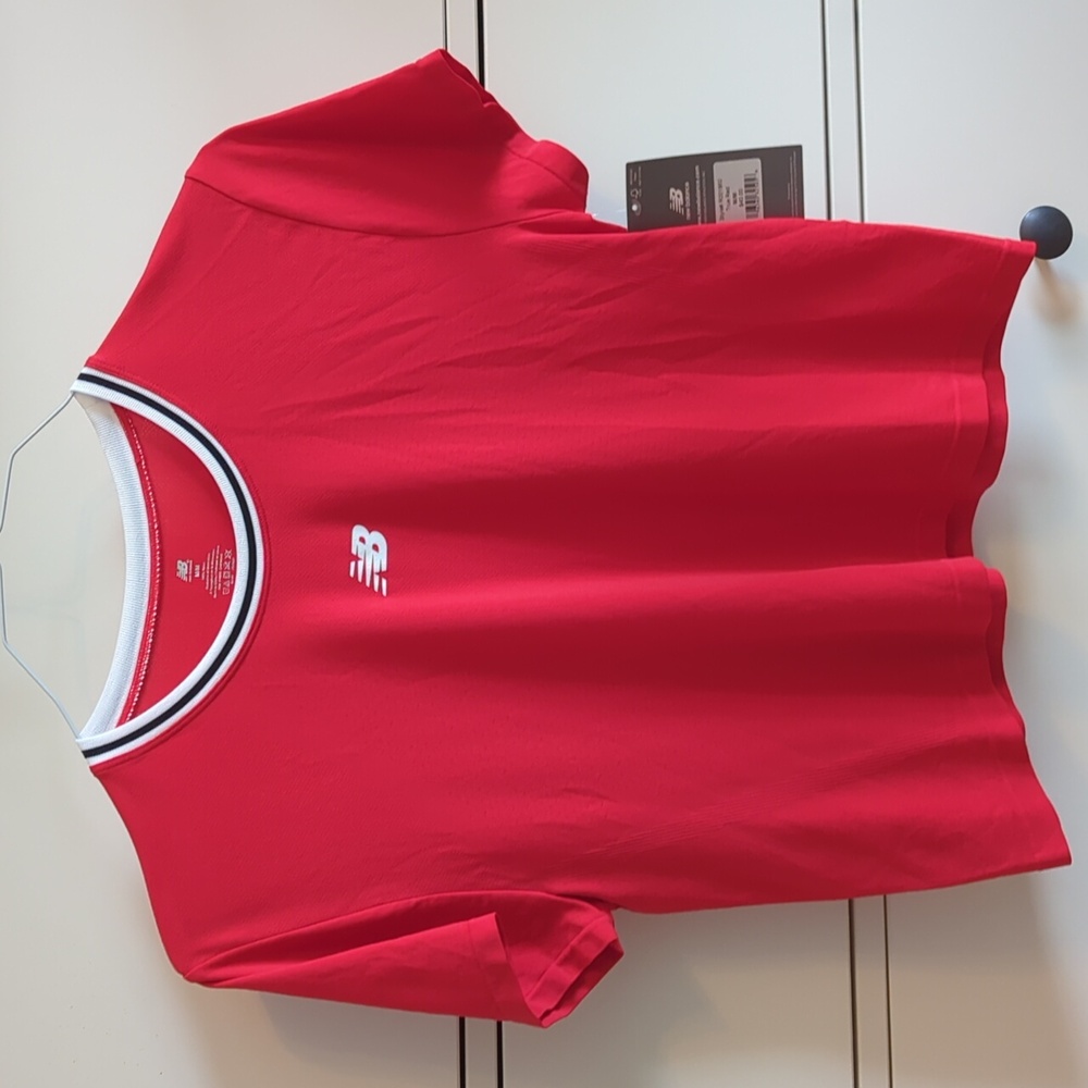 NWT New Balance Vibrant Red Cropped Tee